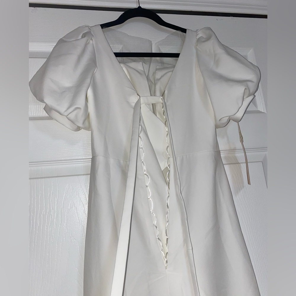 NEW WITH TAGS GORGEOUS WEDDING BRIDAL GOWN SIZE L - Picture 4 of 9